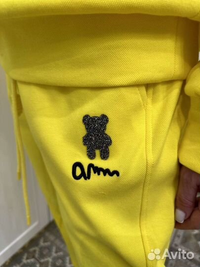 Спортивный костюм женский 44- 46;52-54новый