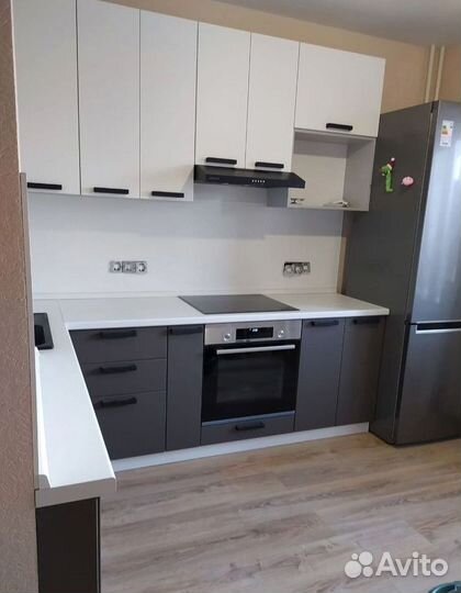 Новый кухонный гарнитур в наличии