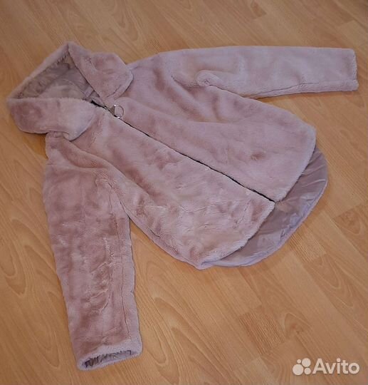 Шубка демисезонная р.42