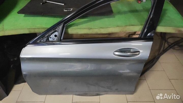 Дверь передняя левая Mercedes c w205