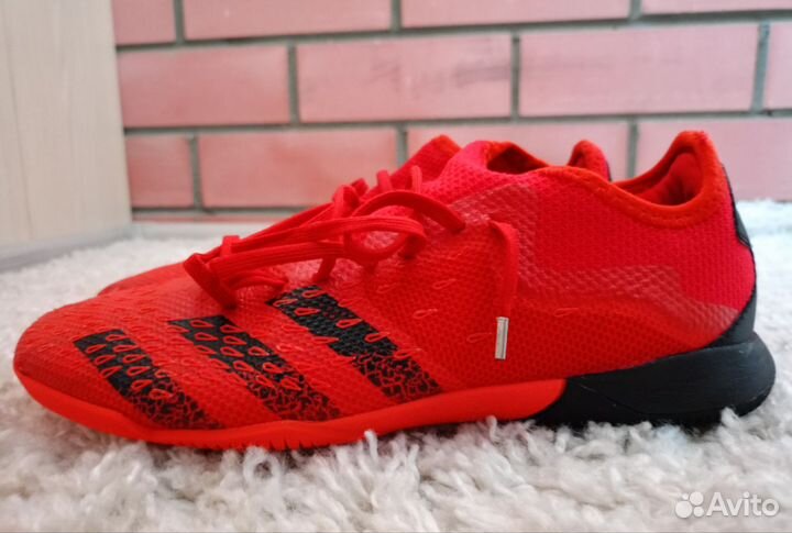 Футзалки adidas predator