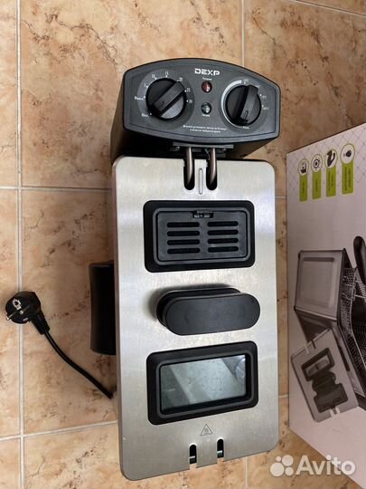 Фритюрница Dexp