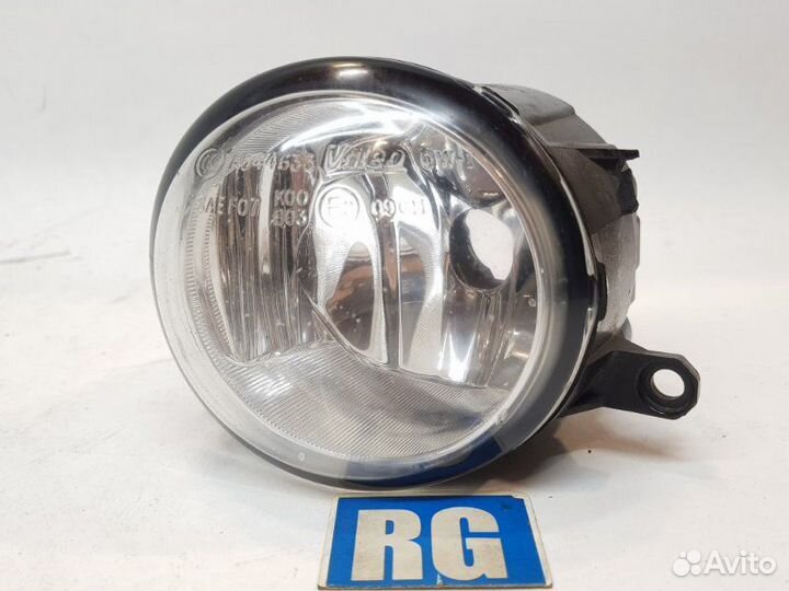 Фара противотуманная передняя левая Lexus Ct200H