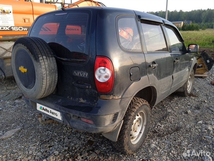Chevrolet Niva 1.7 МТ, 2012, 210 000 км