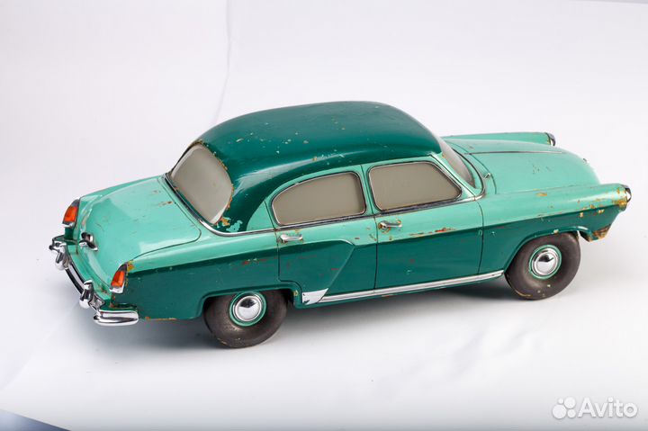 Масштабный макет автомобиля газ-21 