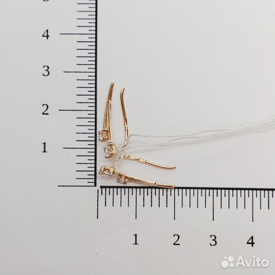 Золотые серьги с фианитом