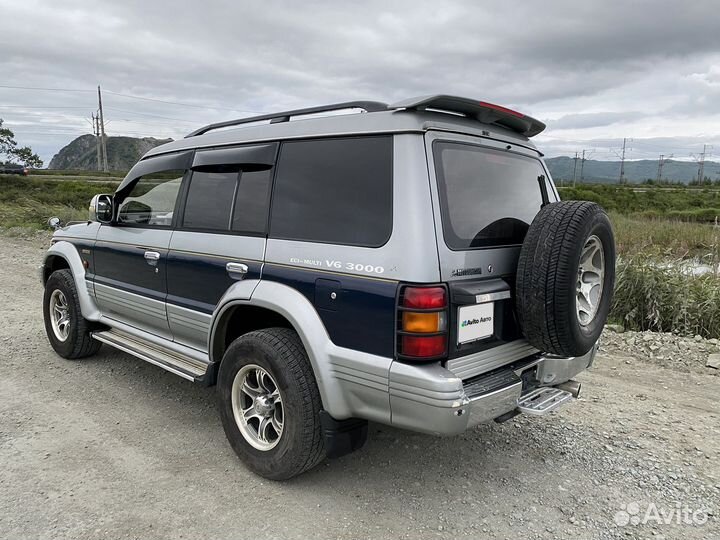 Mitsubishi Pajero 3.0 AT, 1995, 214 000 км