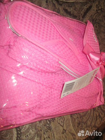 Халат и тапочки