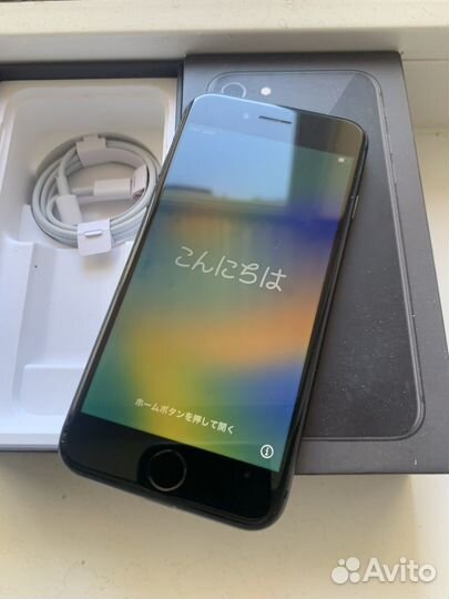 iPhone 8, 64 ГБ