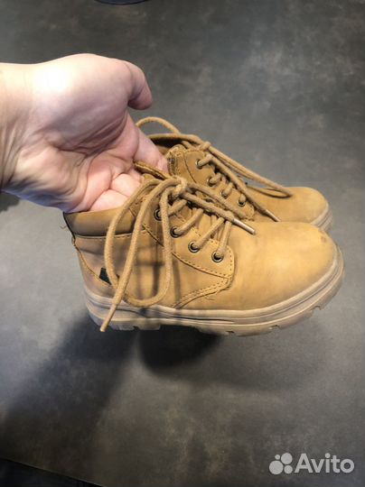 Ботинки zara 25 и 24 размеры