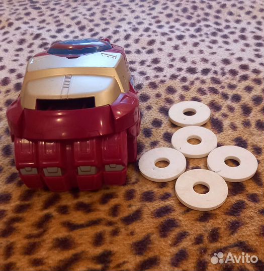 Рука Iron Man
