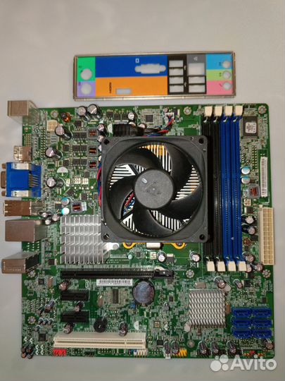 Продам материнскую плату Acer RS880M05A
