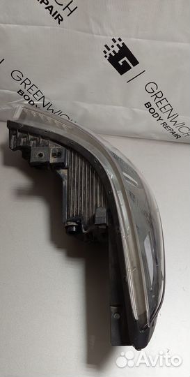 Фара передняя правая Hyundai Solaris H592164040