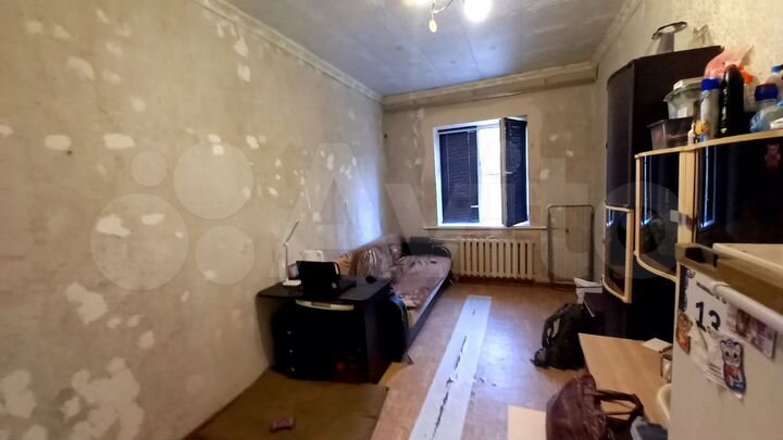 Комната 18 м² в 3-к., 1/2 эт.