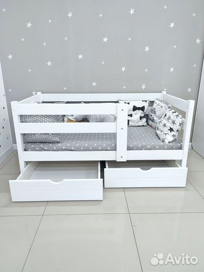 Детская кровать от 3-х лет с бортиками