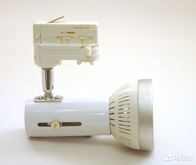 Светильник на трековый шинопровод