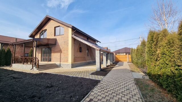 Дом 165 м² на участке 6,6 сот.