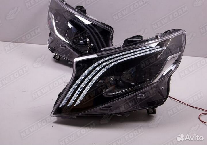 Фары Maybach с надписью Mercedes Vito