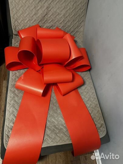 Большой подарочный бант