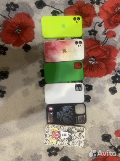 Чехлы на iPhone 11