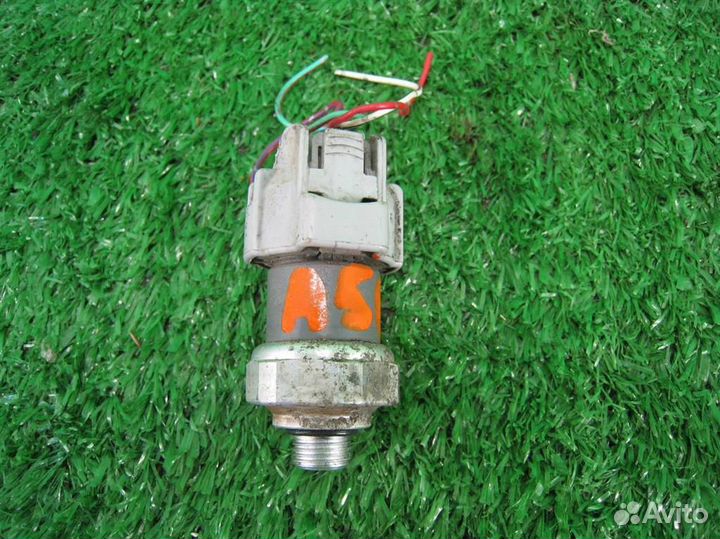 Датчик давления кондиционера Toyota RAV4 A2 2003