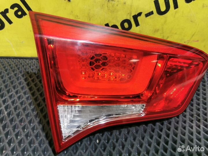 Фонарь задний левый внутренний оригинал Киа Рио 3