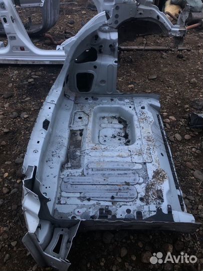 Задняя панель Citroen Ds5 K 1.6 THP 150лс 2012