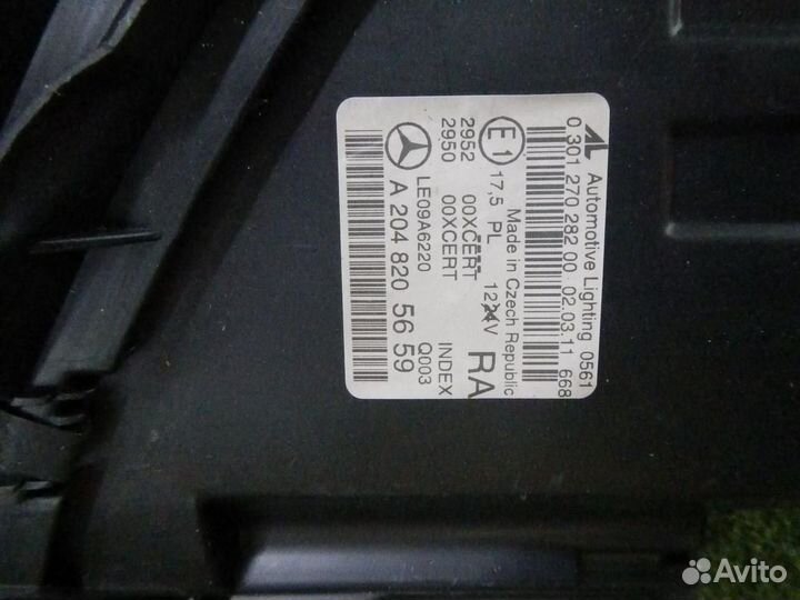 Фара правая Mercedes-Benz C-Class