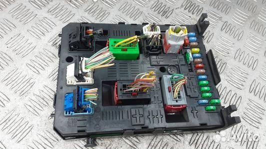 Блок комфорта peugeot 307 (HSE15M301)