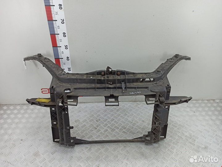 Панель передняя (телевизор) для Ford Fiesta 5