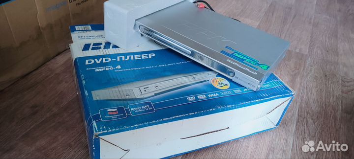 Колонки, микрофон, тв приставка, dvd, магнитофон