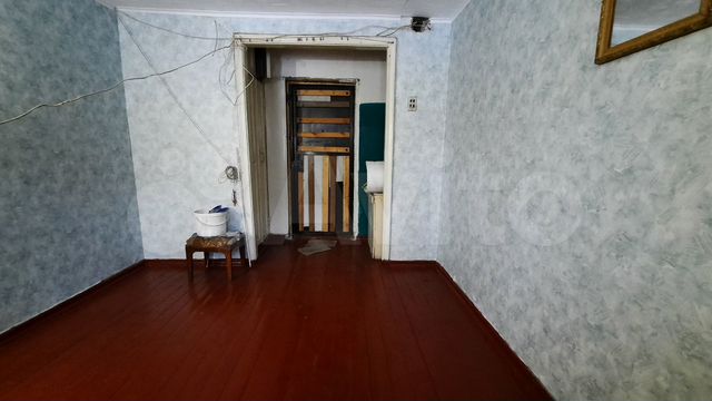 Комната 12 м² в 5-к., 2/5 эт.