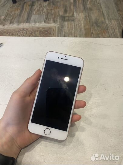iPhone 7, 32 ГБ