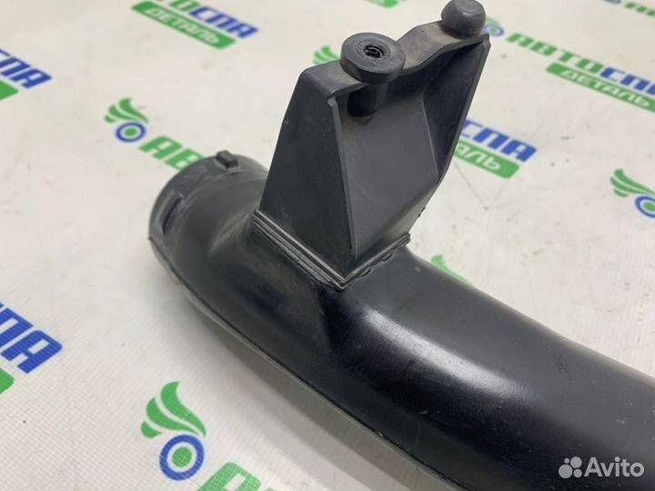 Патрубок воздухозаборника Opel Zafira B A16XER