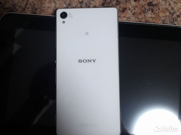 Sony Xperia Z3 dual (D6633), 3/16 ГБ