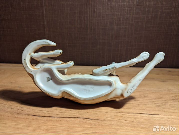 Фарфоровая овчарка