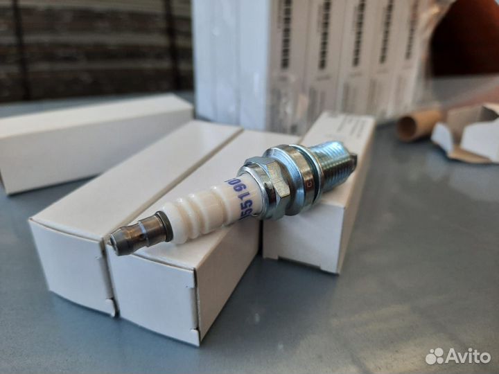 Свечи зажигания GM Opel z16xer z18xer