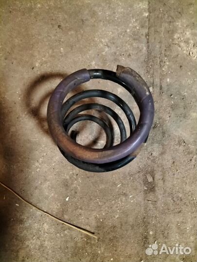 Продам пружину