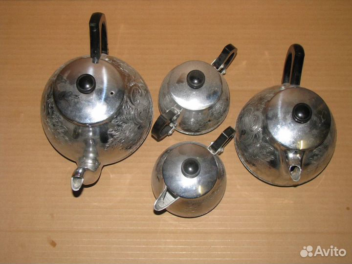 Чайно-кофейный сервиз 4 предмета родом из СССР