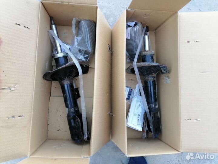 Стойки lancer 10