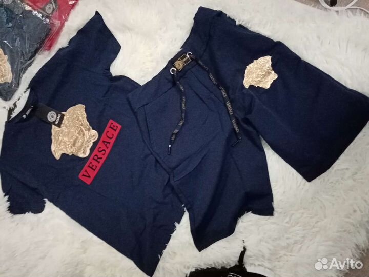 Комплект с шортами