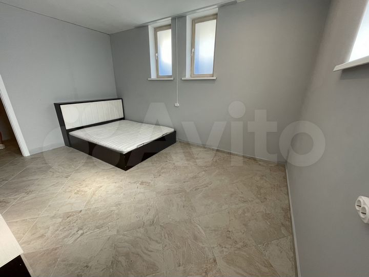 3-к. квартира, 116 м², 1/3 эт.