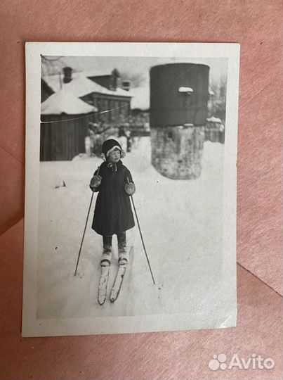 Фотография девочка на лыжах, ссср, начало 30-х г