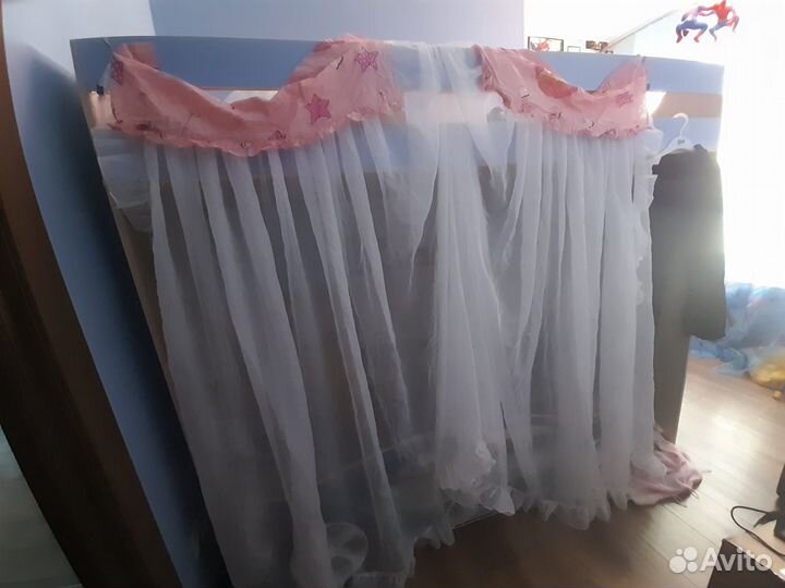 Шторка на кровать детская и сетка