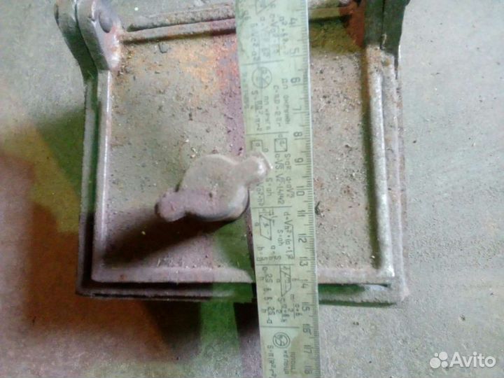 Дверцы печные чугунные