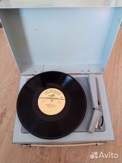Проигрыватель виниловых пластинок Концерт-М СССР