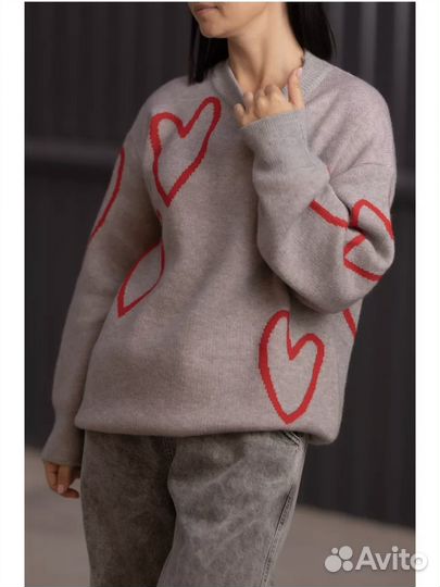 Свитер женский