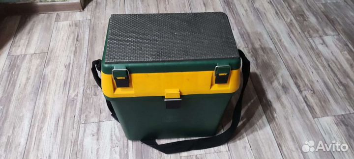 Рыбацкие принадлежности