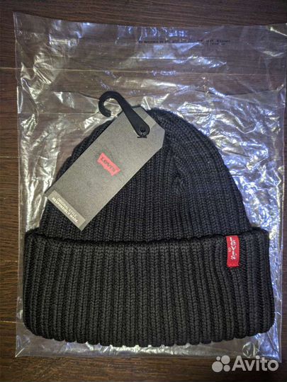 Шапка Levis