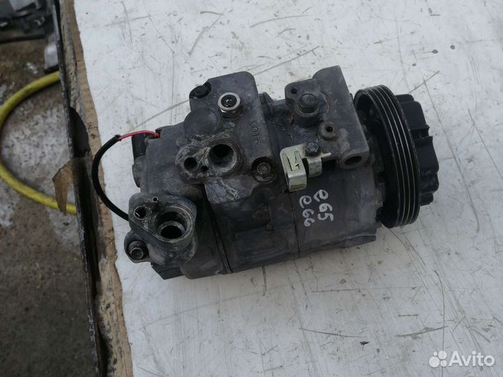 Компрессор кондиционера BMW 745i 6452 6901781-07